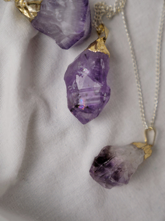 ROUGH AMETHYST GOLD PENDANT