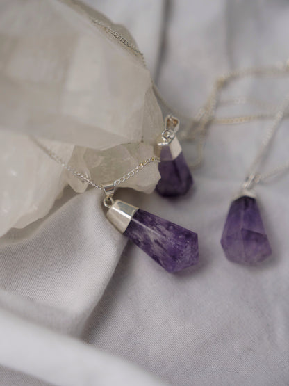 POLISHED AMETHYST SILVER PENDANT