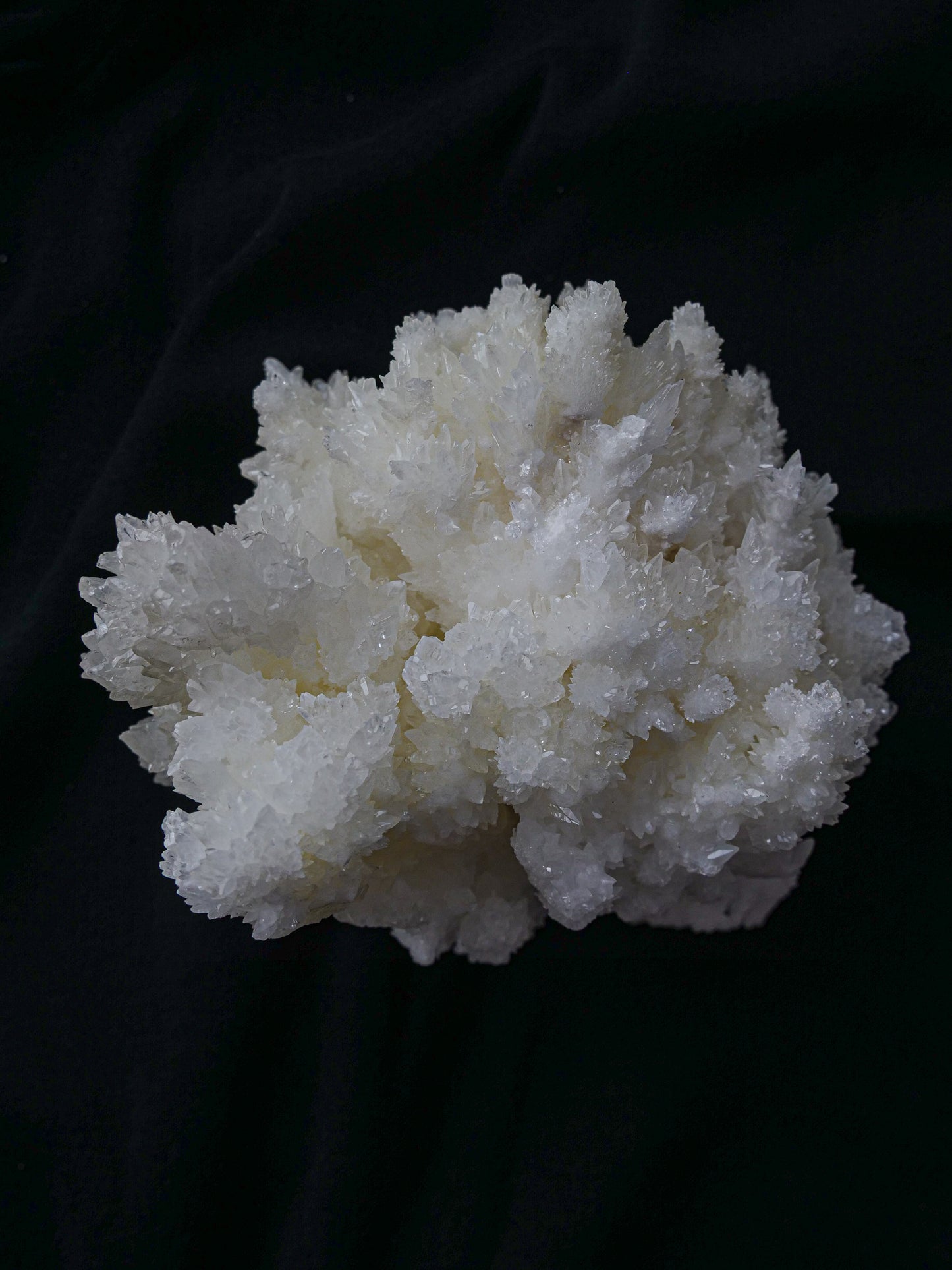 WHITE ARAGONITE CLUSTER