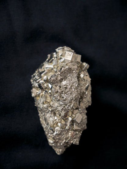 PYRITE CLUSTER