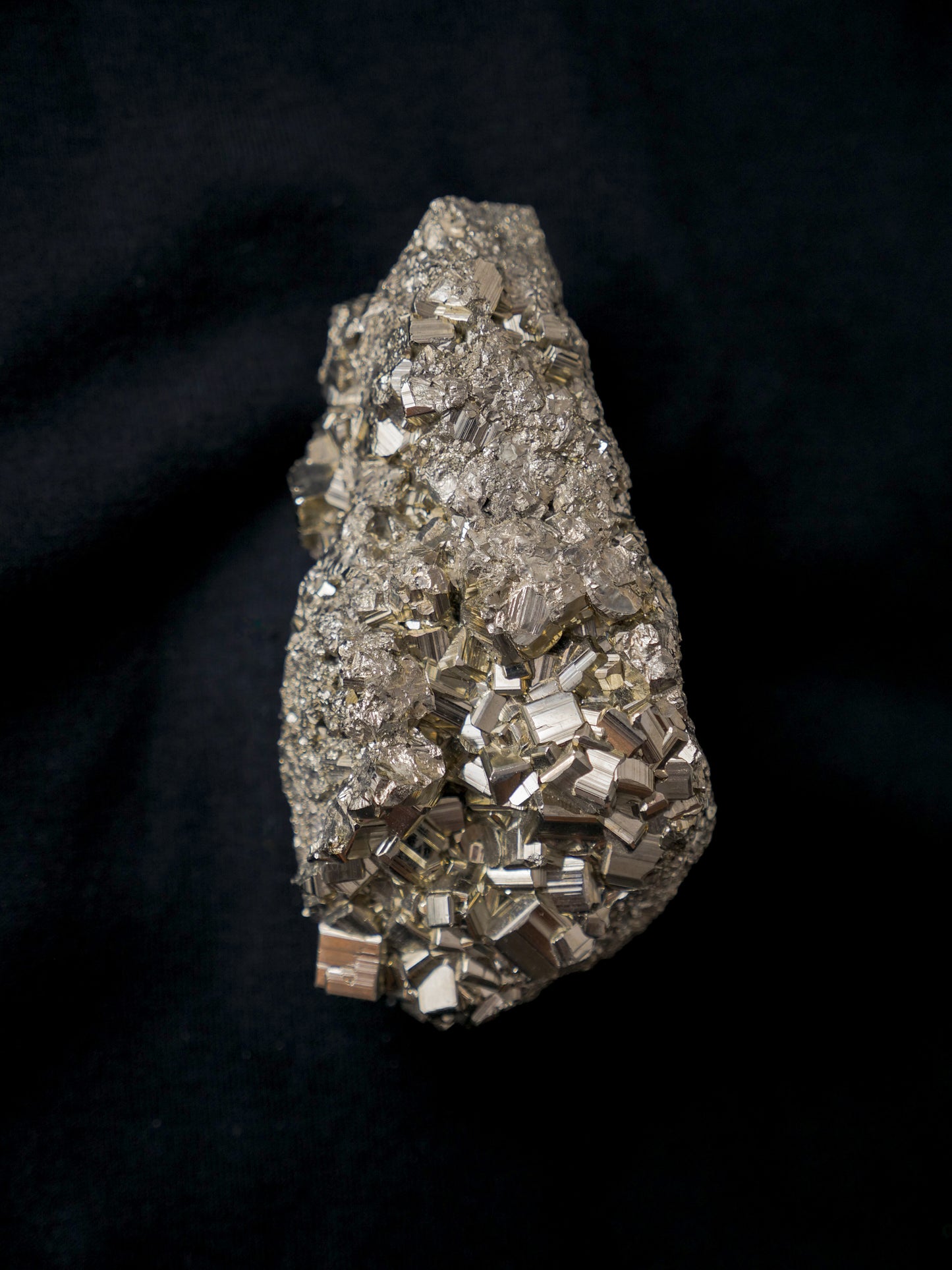 PYRITE CLUSTER